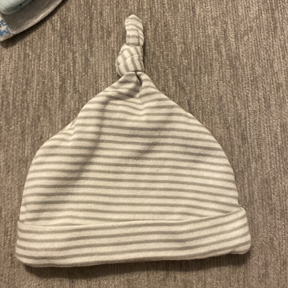 Cap bundle - Picture 8 of 9